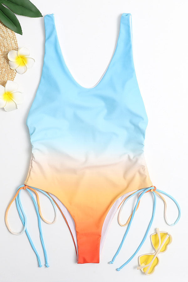 Gradient Strappy High Cut One Piece Swimsuit-Charmo