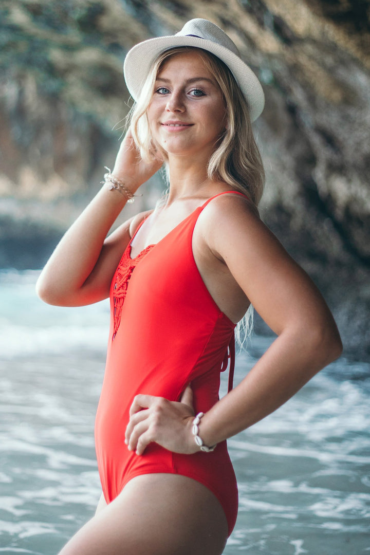 Red Weaving Meshed One Piece Swimsuit-Charmo